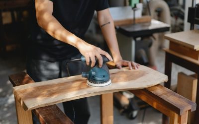 Quelques idées de décorations : meubles en bois, ponçage et peinture